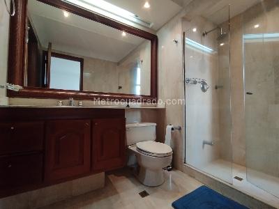 Apartamento en arriendo en Poblado, Medellín · foto 15 de 16