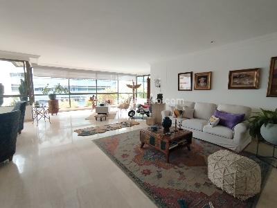 Apartamento en arriendo en Poblado, Medellín · foto 2 de 16