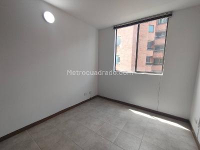 Apartamento de 3 alcobas en arriendo en Loma De Los Parra, Medellín, 72 m² · foto 10 de 14
