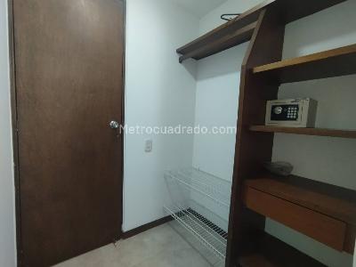 Apartamento de 3 alcobas en arriendo en Loma De Los Parra, Medellín, 72 m² · foto 14 de 14