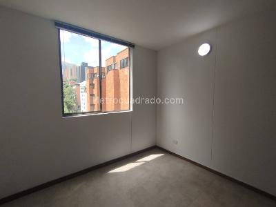 Apartamento de 3 alcobas en arriendo en Loma De Los Parra, Medellín, 72 m² · foto 4 de 14