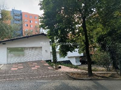 Casa en arriendo en La Frontera, Medellín · foto 3 de 20