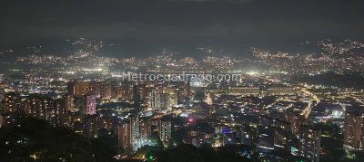 Apartamento de 3 alcobas en arriendo en Las Palmas, Medellín, 90 m² · foto 2 de 14
