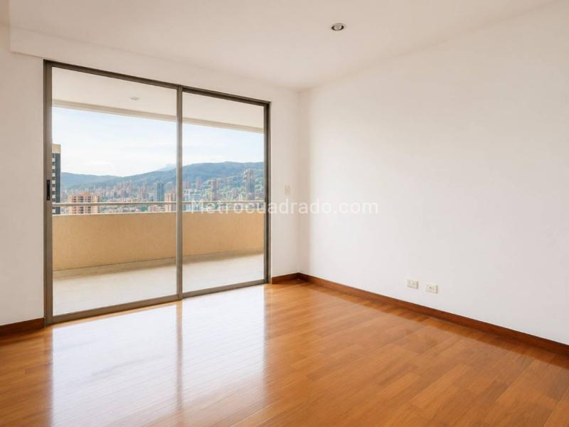 Apartamento en Arriendo, La Tomatera, Medellín en La Tomatera