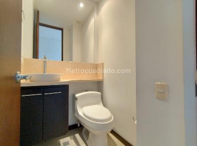 Apartamento de 2 alcobas en arriendo en La Calera, Medellín, 105 m² · foto 10 de 12