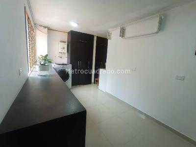 Apartamento de 4 alcobas en venta en Loma De Los Parra, Medellín, 217 m² · foto 12 de 20