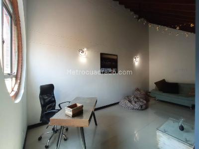 Apartamento de 4 alcobas en venta en Loma De Los Parra, Medellín, 217 m² · foto 14 de 20
