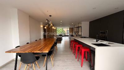 Apartamento de 3 alcobas en venta en Patio Bonito, Medellín, 182 m² · foto 4 de 20