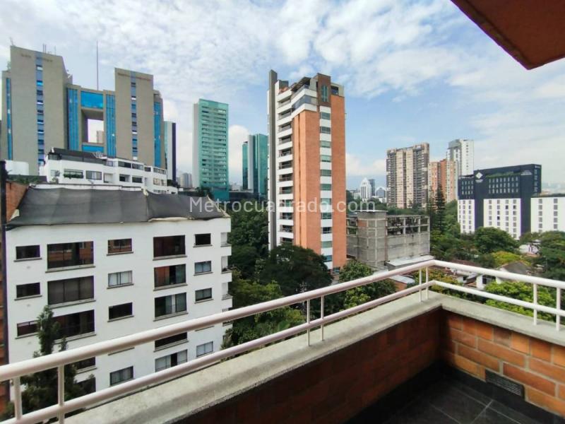 2BR Apartment in Poblado (74 m²) - 2