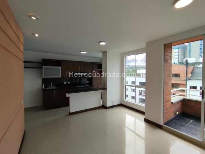 2BR Apartment in Poblado (74 m²) - 5