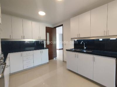 Apartamento en arriendo en La Calera, Medellín · foto 16 de 20
