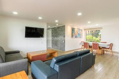 Apartamento en venta en El Tesoro, Medellín · foto 4 de 20