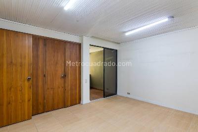 Apartamento en arriendo en La Tomatera, Medellín · foto 5 de 14