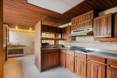 Apartamento en arriendo en La Tomatera, Medellín · foto 11 de 14