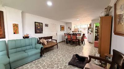 Apartamento en venta en Los Colores, Medellín · foto 3 de 15