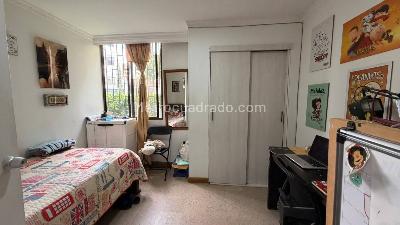 Apartamento en venta en Los Colores, Medellín · foto 7 de 15