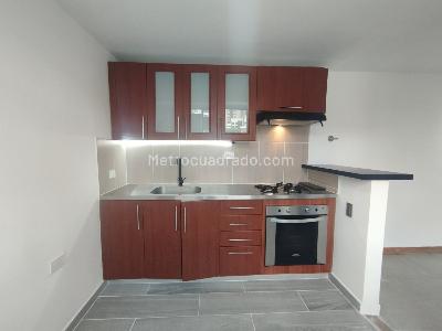 Apartamento de 2 alcobas en arriendo en Los Balsos, Medellín, 55 m² · foto 4 de 13