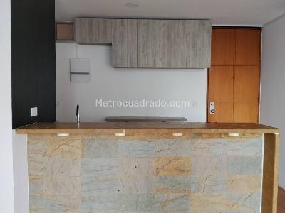Apartaestudio en arriendo en El Tesoro, Medellín, 54 m² · foto 3 de 11