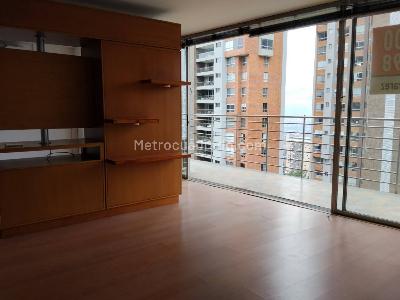Apartaestudio en arriendo en El Tesoro, Medellín, 54 m² · foto 7 de 11
