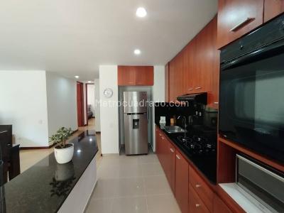 Apartamento en arriendo en Lalinde, Medellín · foto 12 de 20