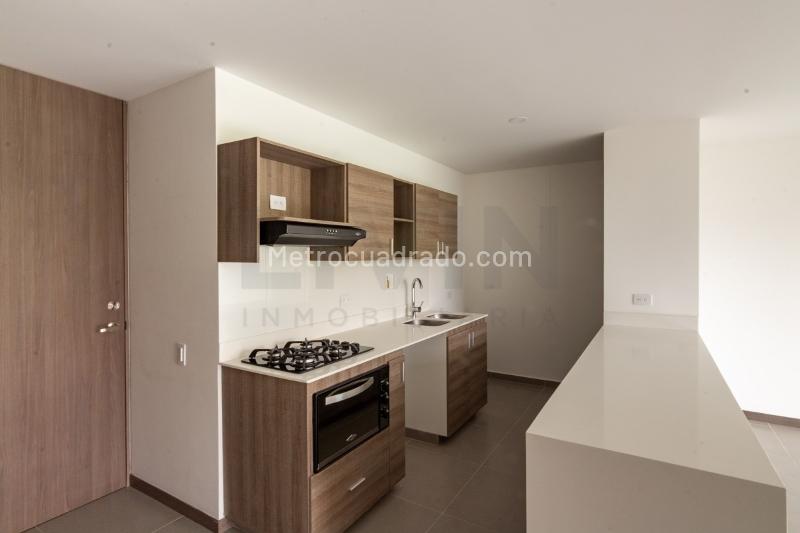 2BR Apartment in Loma Del Escobero (90 m²) - 5