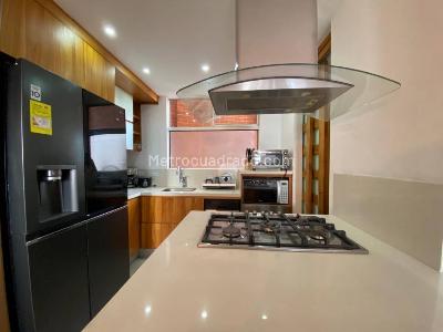 Apartamento en arriendo en Castropol, Medellín · foto 10 de 20