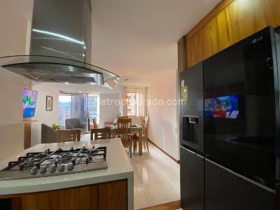 Apartamento en arriendo en Castropol, Medellín · foto 12 de 20