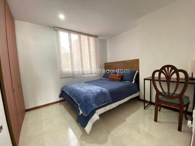 Apartamento en arriendo en Castropol, Medellín · foto 16 de 20