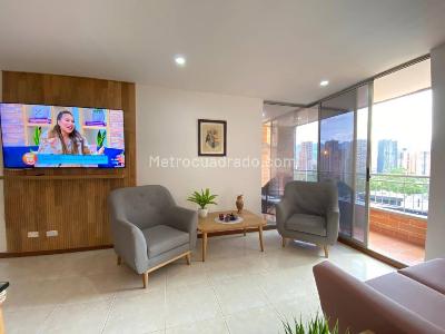 Apartamento en arriendo en Castropol, Medellín · foto 5 de 20