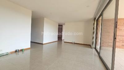 Apartamento en arriendo en El Tesoro, Medellín · foto 6 de 16