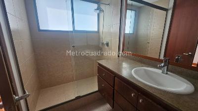Apartamento en arriendo en El Tesoro, Medellín · foto 15 de 16