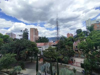 Apartamento de 3 alcobas en arriendo en Loma De Los Parra, Medellín, 130 m² · foto 3 de 20