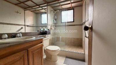 Apartamento de 3 alcobas en venta en La Concha, Medellín, 126 m² · foto 10 de 20