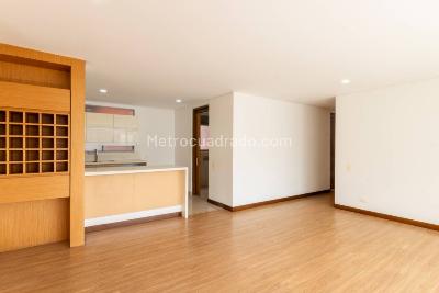 Apartamento en venta en Los Balsos, Medellín · foto 2 de 20