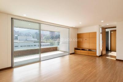 Apartamento en venta en Los Balsos, Medellín · foto 4 de 20