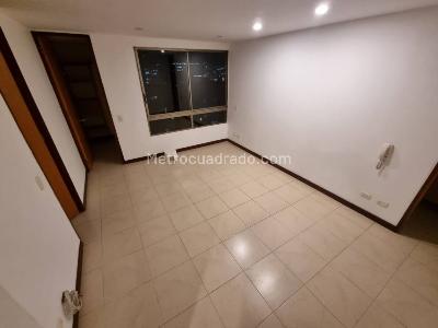 Apartamento de 3 alcobas en arriendo en El Poblado, Medellín, 130 m² · foto 10 de 18