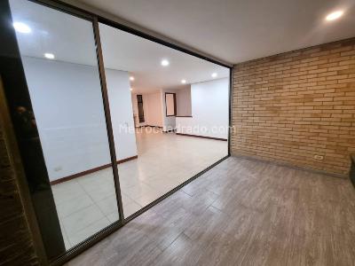 Apartamento de 3 alcobas en arriendo en El Poblado, Medellín, 130 m² · foto 2 de 18