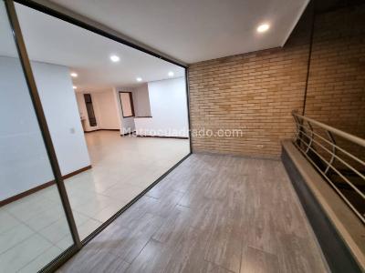 Apartamento de 3 alcobas en arriendo en El Poblado, Medellín, 130 m² · foto 4 de 18
