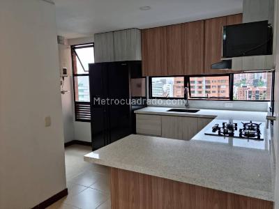 Apartamento de 3 alcobas en arriendo en El Poblado, Medellín, 130 m² · foto 6 de 18