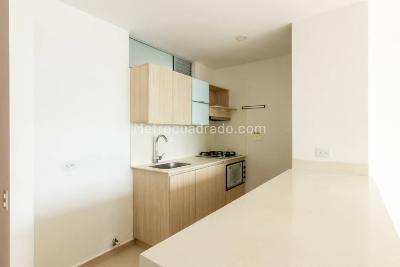 Apartamento de 1 alcoba en arriendo en Loma De Los Gonzalez, Medellín, 63 m² · foto 5 de 19