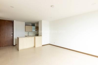 Apartamento de 1 alcoba en arriendo en Loma De Los Gonzalez, Medellín, 63 m² · foto 10 de 19