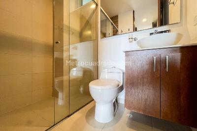 Apartamento de 1 alcoba en arriendo en Loma De Los Gonzalez, Medellín, 63 m² · foto 17 de 19