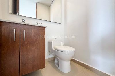 Apartamento de 1 alcoba en arriendo en Loma De Los Gonzalez, Medellín, 63 m² · foto 18 de 19