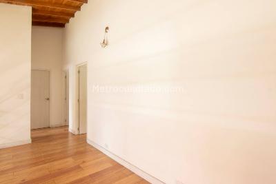 Apartamento de 3 alcobas en venta en Laureles, Medellín, 156 m² · foto 13 de 20