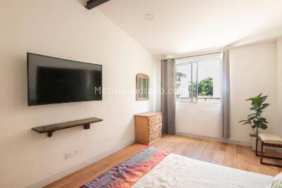 Apartamento de 3 alcobas en venta en Laureles, Medellín, 156 m² · foto 15 de 20