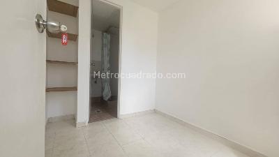 Apartamento de 3 alcobas en arriendo en Las Lomas, Medellín, 138 m² · foto 18 de 18