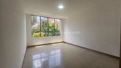 Apartamento de 3 alcobas en arriendo en Las Lomas, Medellín, 138 m² · foto 9 de 18