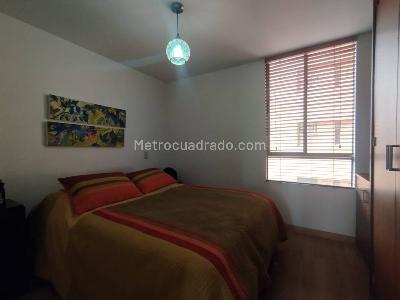 Apartamento de 2 alcobas en arriendo en Loma De Los Parra, Medellín, 110 m² · foto 12 de 16