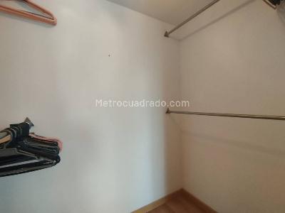 Apartamento de 2 alcobas en arriendo en Loma De Los Parra, Medellín, 110 m² · foto 16 de 16