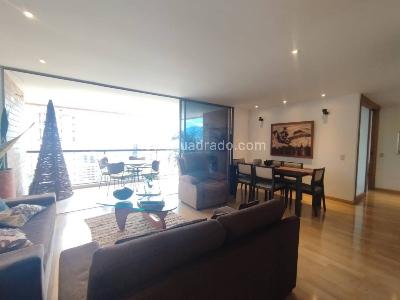 Apartamento de 2 alcobas en arriendo en Loma De Los Parra, Medellín, 110 m² · foto 3 de 16